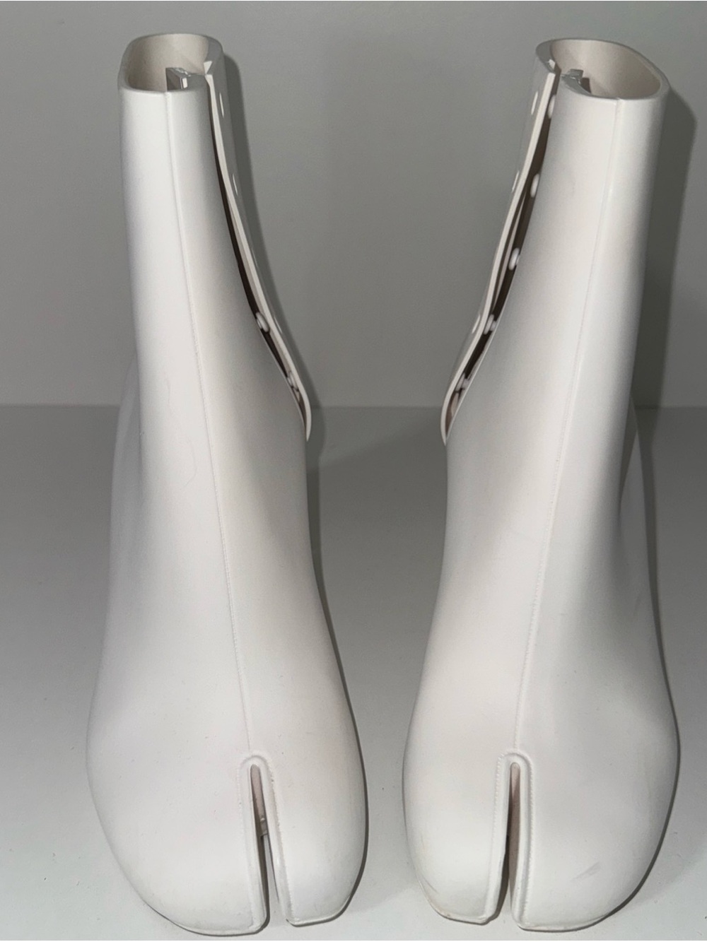 Maison Martin Margiela White Split-Toe Ankle Boots